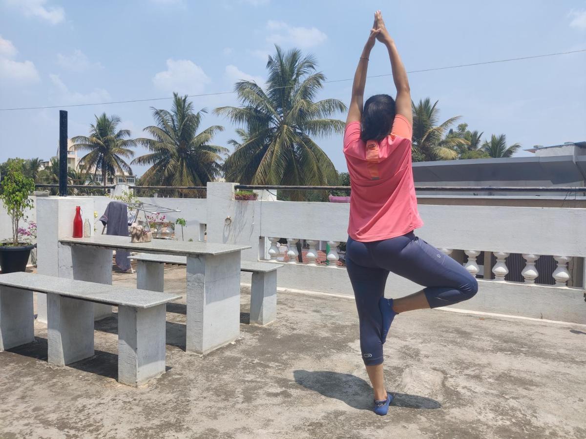 Yoga House Appartement Vanivilasa Puram Buitenkant foto